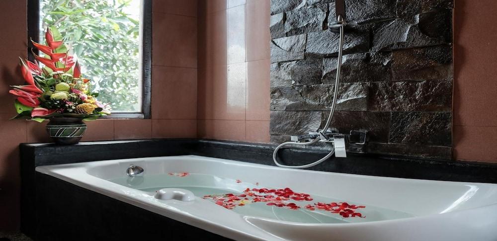 Grand Ashanti Villa Ubud Buitenkant foto